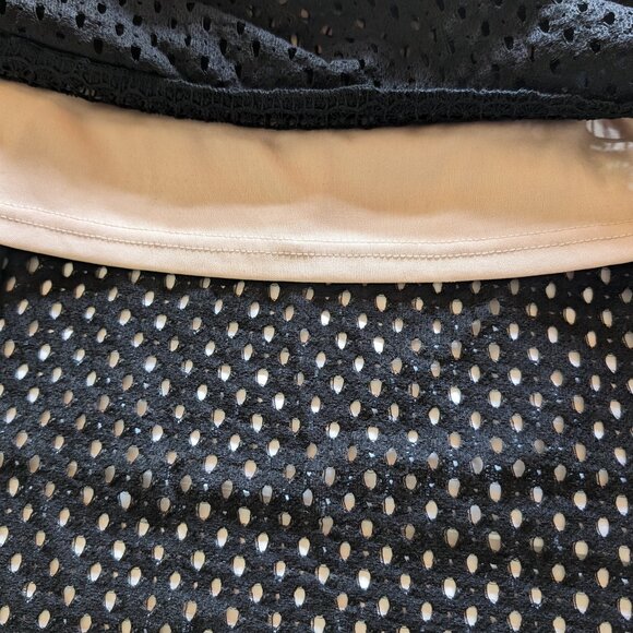 TRUE DECADENCE NWT Lace Ruffle Crochet PENCIL dress Size 10 or S - M SLIM FIT - Picture 16 of 17